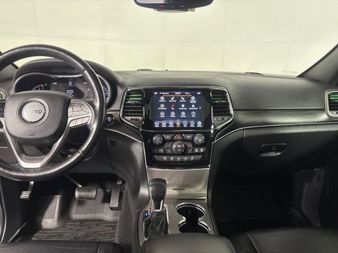 Used 2021 Jeep Grand Cherokee Limited image 17