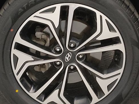 Used 2020 Hyundai Santa Fe SEL w/ Cargo Package image 31