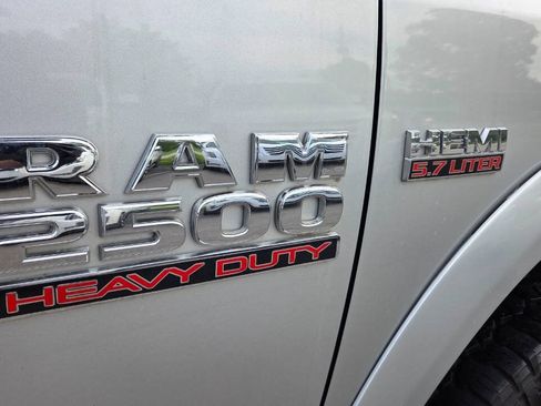 Used 2013 RAM 2500 Tradesman w/ Chrome Appearance Group AWD/4WD image 54