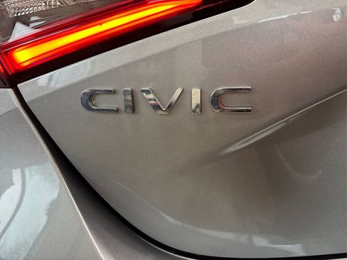 Used 2023 Honda Civic LX image 14