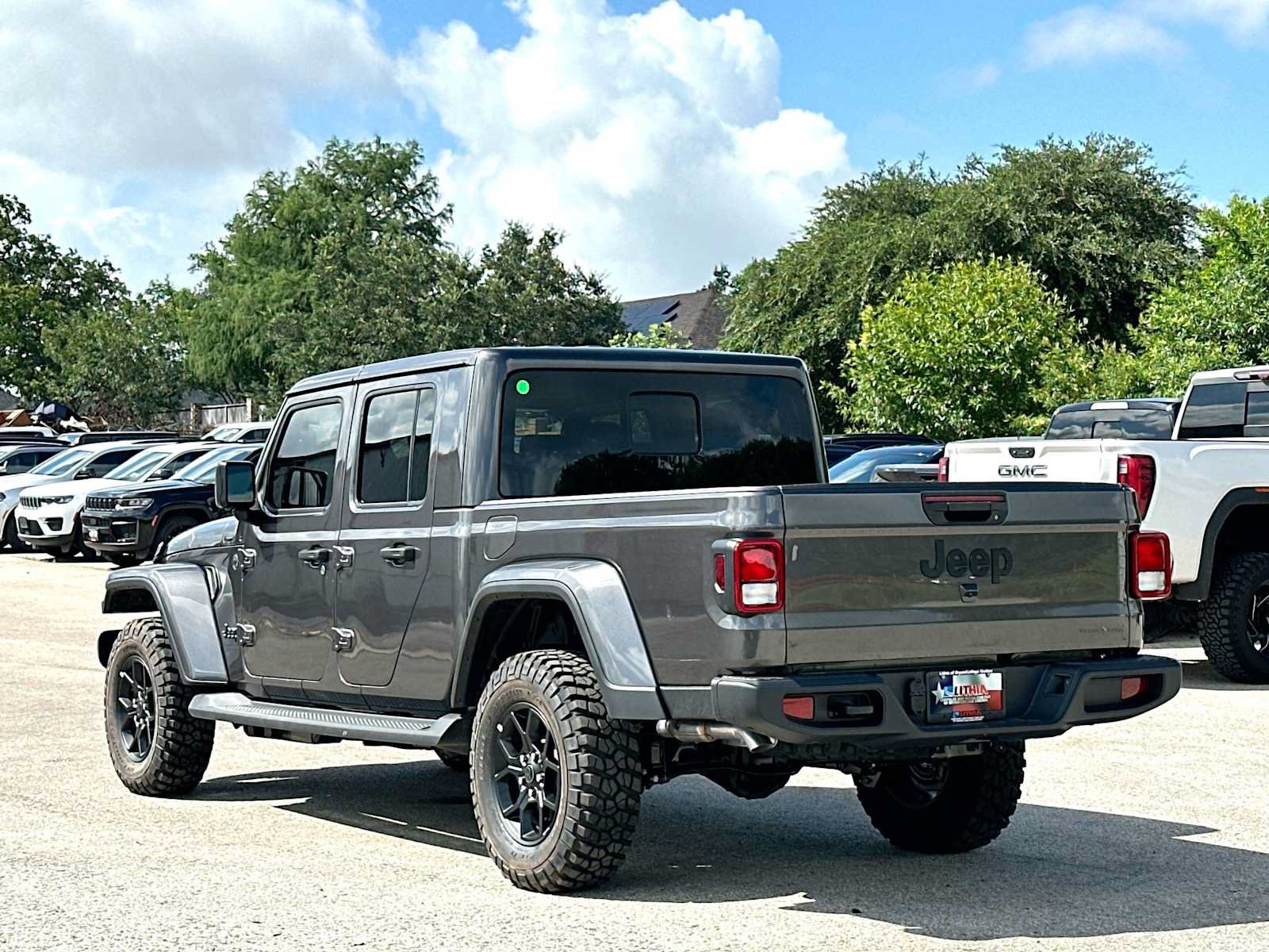 New 2026 Jeep Gladiator Sport AWD/4WD image 13