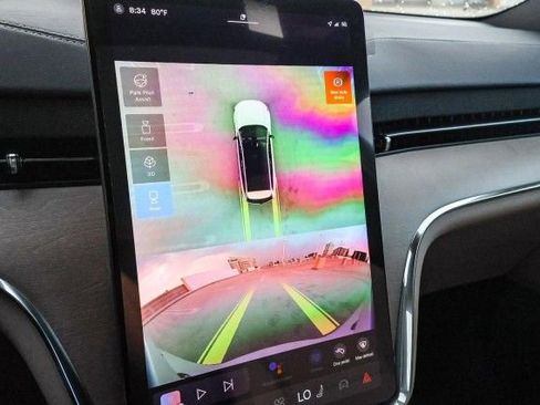 New 2025 Volvo EX90 Plus image 25