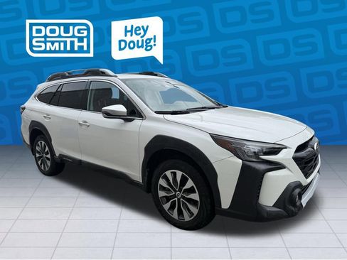 Used 2023 Subaru Outback Touring XT AWD/4WD image 4