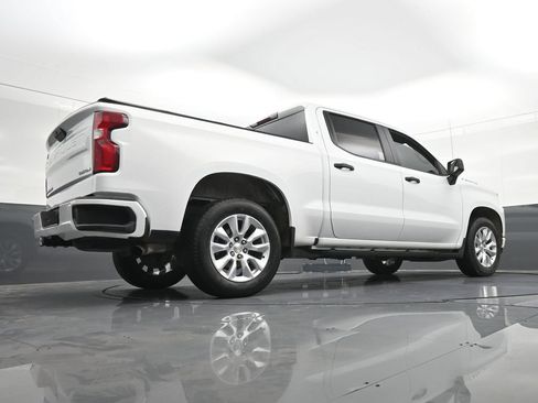 Used 2021 Chevrolet Silverado 1500 Custom RWD image 27