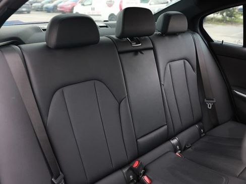 Used 2020 BMW 330i Sedan w/ M Sport Package RWD image 17