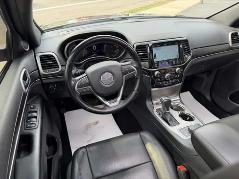 Used 2019 Jeep Grand Cherokee Limited w/ Luxury Group II AWD/4WD image 12