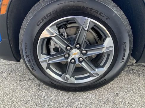 Used 2025 Chevrolet Blazer LT image 10