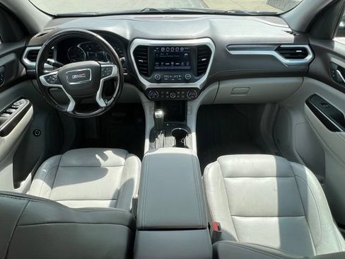 Used 2019 GMC Acadia SLT FWD image 2