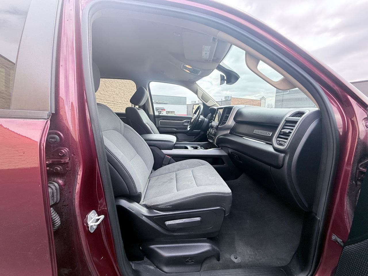 Used 2019 RAM 1500 Big Horn AWD/4WD image 10