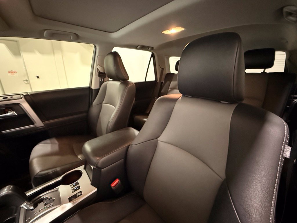 Used 2022 Toyota 4Runner SR5 Premium w/ Moonroof Package RWD image 19