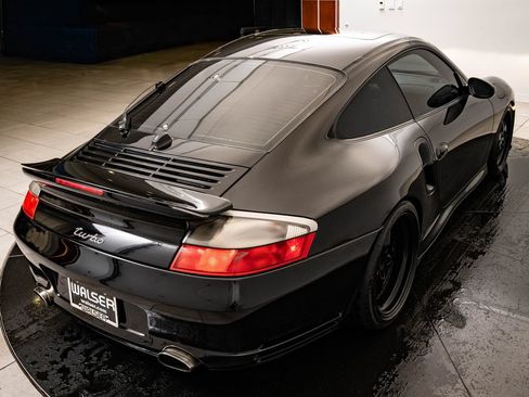 Used 2001 Porsche 911 Turbo AWD/4WD image 22