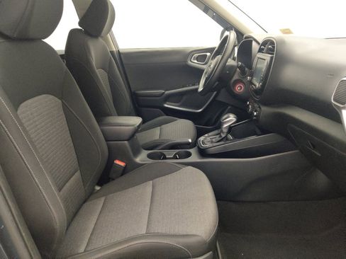 Used 2020 Kia Soul S FWD image 21