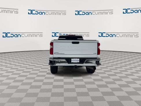 Used 2022 Chevrolet Silverado 2500 LTZ AWD/4WD image 7