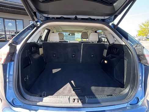 Used 2019 Ford Edge Titanium w/ Equipment Group 301A AWD/4WD image 10