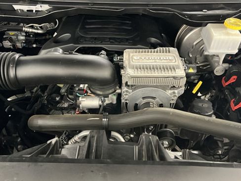 Used 2022 RAM 1500 Laramie AWD/4WD image 26