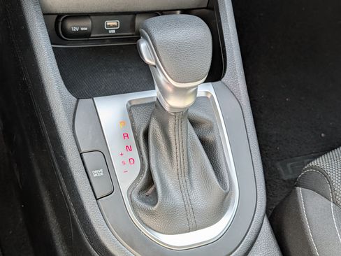 Certified 2024 Kia Forte LXS w/ LXS Technology Package FWD image 24