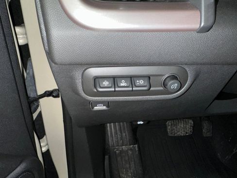 Certified 2022 GMC Terrain AT4 w/ Infotainment Package II image 14