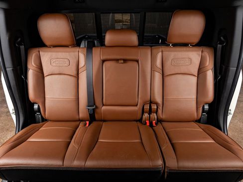 Used 2024 RAM 2500 Limited w/ Safety Group image 35