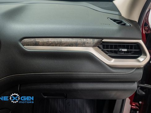 Used 2020 GMC Acadia Denali w/ Denali Ultimate Package image 40