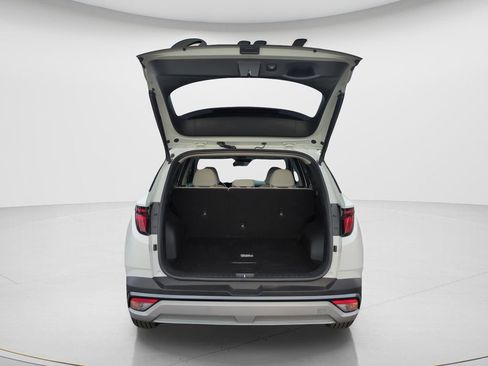 Certified 2025 Hyundai Tucson SEL FWD image 9