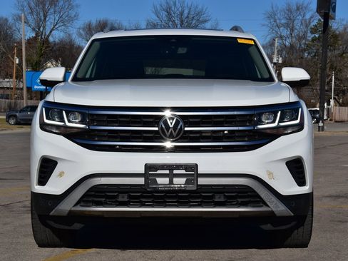 Used 2021 Volkswagen Atlas SEL Premium image 2