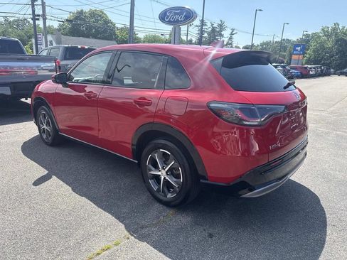 Used 2025 Honda HR-V EX-L image 3