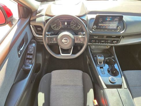Used 2023 Nissan Rogue SV AWD/4WD image 14