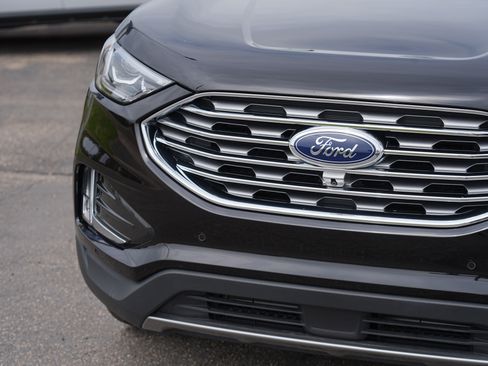 Used 2023 Ford Edge Titanium w/ Equipment Group 301A AWD/4WD image 11