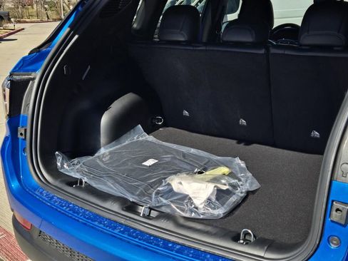 New 2026 Jeep Compass Latitude image 9