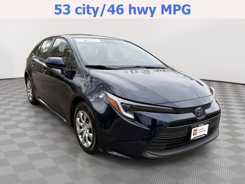 Certified 2025 Toyota Corolla LE w/ Carpet Mat Package (TMS) image 1