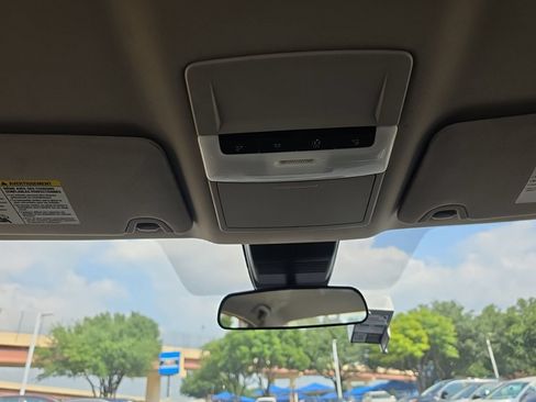 Used 2025 Nissan Altima 2.5 SV FWD image 19