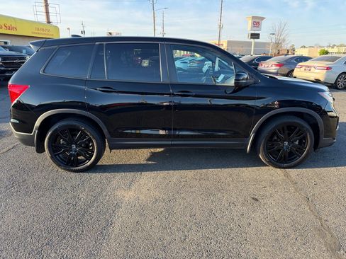 Used 2021 Honda Passport Sport image 2