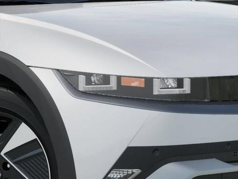 New 2026 Hyundai Ioniq 5 SE RWD image 9