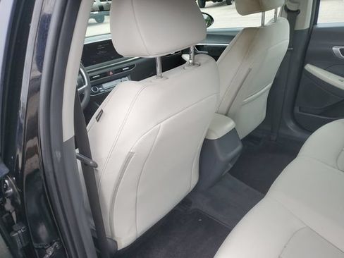 Used 2023 Hyundai Sonata SEL w/ Preferred Accessory Package FWD image 13