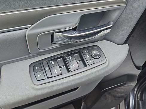 Used 2019 RAM 1500 Big Horn image 17