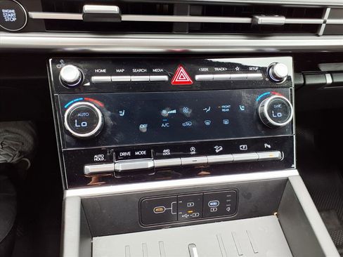 Certified 2025 Hyundai Santa Fe XRT image 24