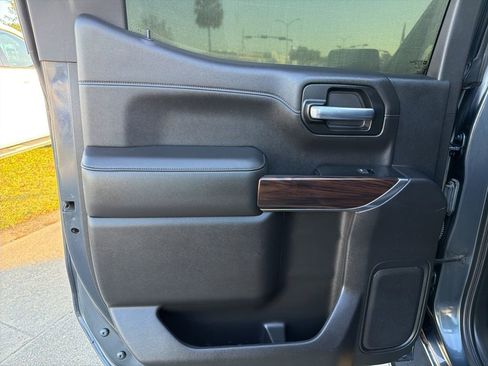 Used 2020 GMC Sierra 1500 SLT w/ SLT Convenience Package image 15