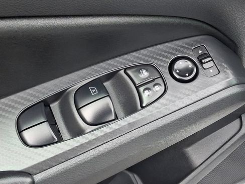 Used 2024 Nissan Altima 2.5 SV w/ SV Premium Package FWD image 27