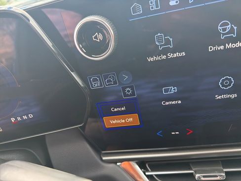 New 2026 Chevrolet Equinox EV LT image 9