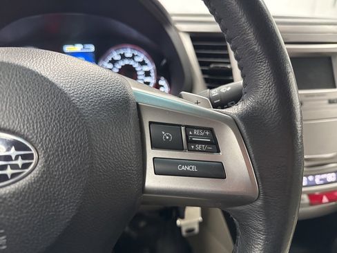 Used 2014 Subaru Outback 2.5i Limited w/ Moonroof Package image 13