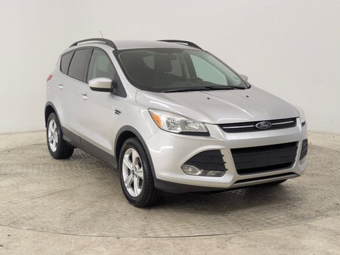 Used 2015 Ford Escape SE w/ Equipment Group 201A image 7