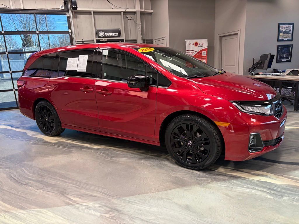 Used 2025 Honda Odyssey Sport-L image 31