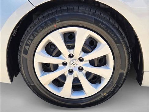 Certified 2024 Toyota Corolla LE FWD image 21
