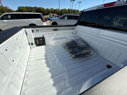 New 2025 Ford Maverick XLT w/ XLT Luxury Package image 11