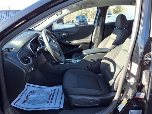 Used 2024 Chevrolet Malibu LT image 16