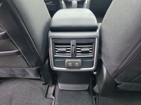 Used 2020 Subaru Forester Premium image 17