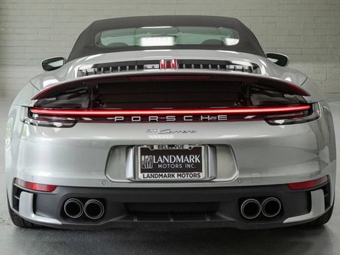 Used 2021 Porsche 911 Carrera image 31
