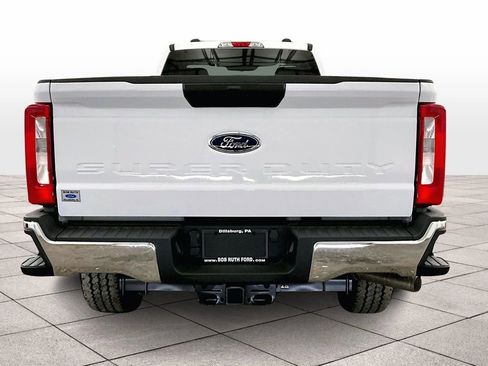 New 2026 Ford F350 XLT w/ FX4 Off-Road Package image 4