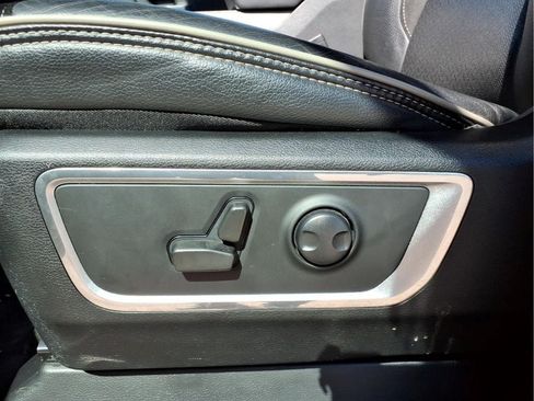 Used 2022 RAM 1500 Laramie w/ Sport Appearance Package AWD/4WD image 30