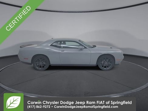 Used 2022 Dodge Challenger SXT w/ Blacktop Package image 2